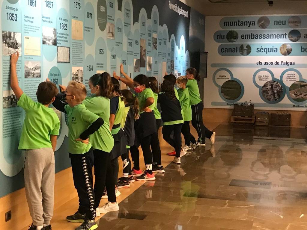 Cedida a l'ACN per l'Espai Cultural dels Canals d'UrgellPla obert de l'Espai Cultural dels Canals d'Urgell durant una visita d'escolars, el 25 d'octubre del 2021. (Horitzontal)