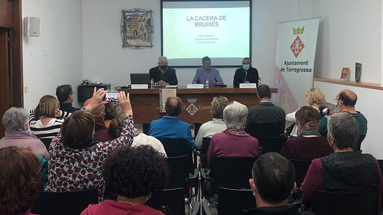 Conferència d'Agustí Alcoberro a Torregrossa ©CCPlaurgell