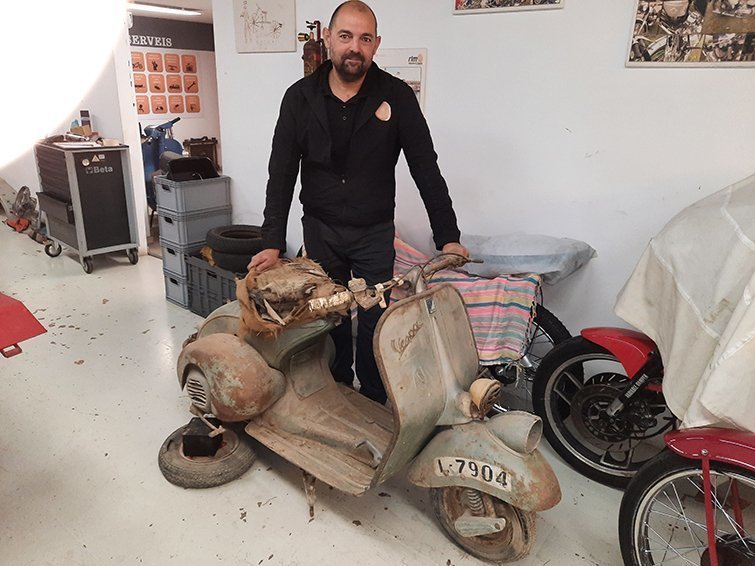 Restaura la Moto, el taller del restaurador Rafael Roig - Foto: cedida per Fira de Lleida
