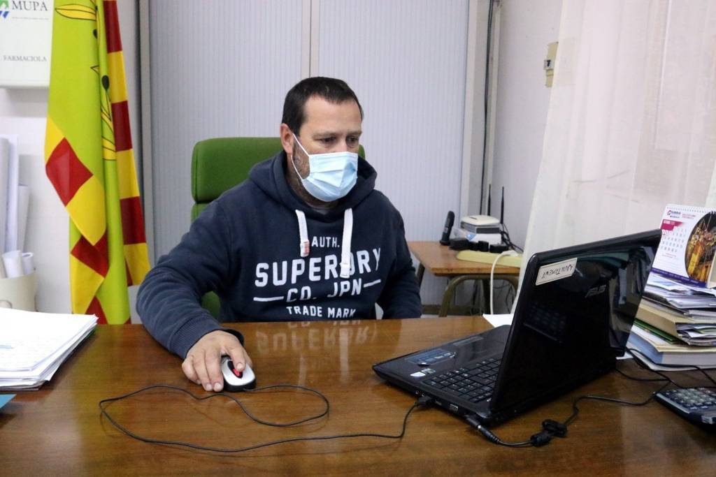 Oriol BoschPla mitjà del delegat del Govern a Lleida, Bernat Solé, el 23 de novembre del 2021 a Vinaixa. (Horitzontal)