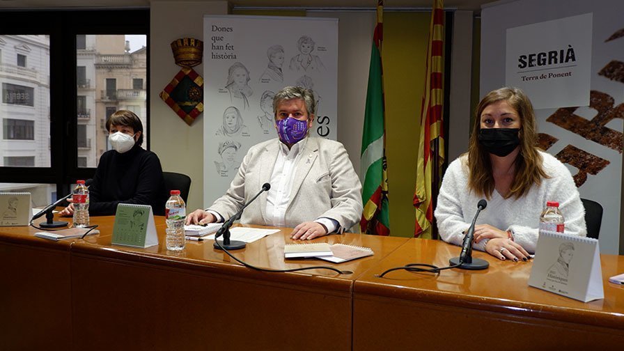 Ruth Alba, Toni Bosch i Helena Martínez presenten el calendari ©JosepAPérez