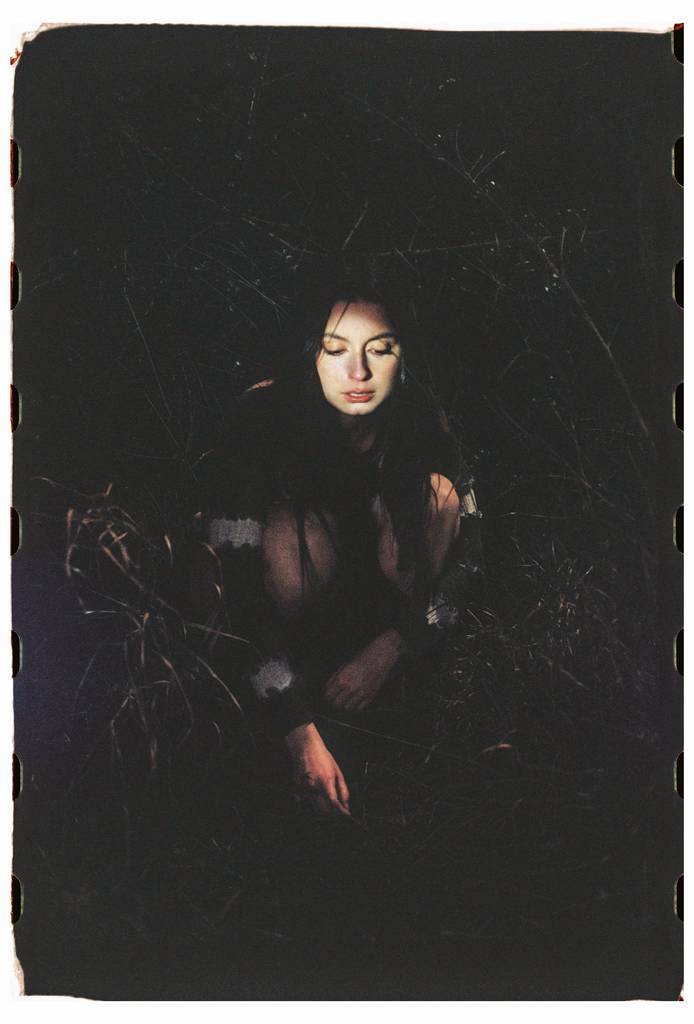 Maria Fontana en el videoclip de 'Cap.2 Déjame'. Fotografia: Natàlia Cornudella.