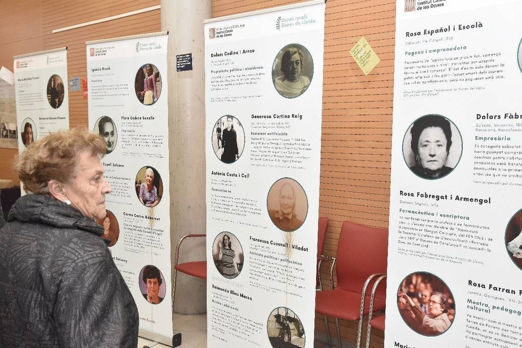 Exposició "Dones Rurals, Dones de Lleida" a la Sala Polivalent de l'Ajuntament de Sidamon ©AjSidamon