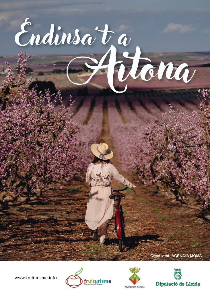 Cartell de la nova campanya de la flor de Fruiturisme 'Endinsa't a Aitona' ©Fruiturisme