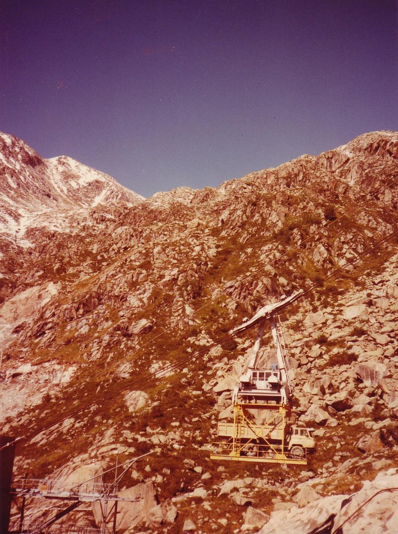 Imatge del telefèric l'any 1984. Font_Fons Històric d'Endesa